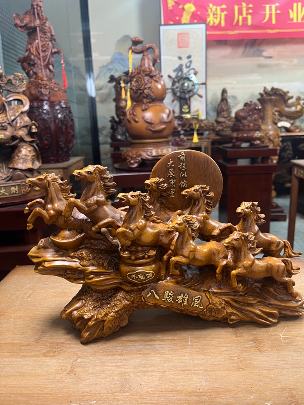 八骏雄风家具公司摆件长24高16