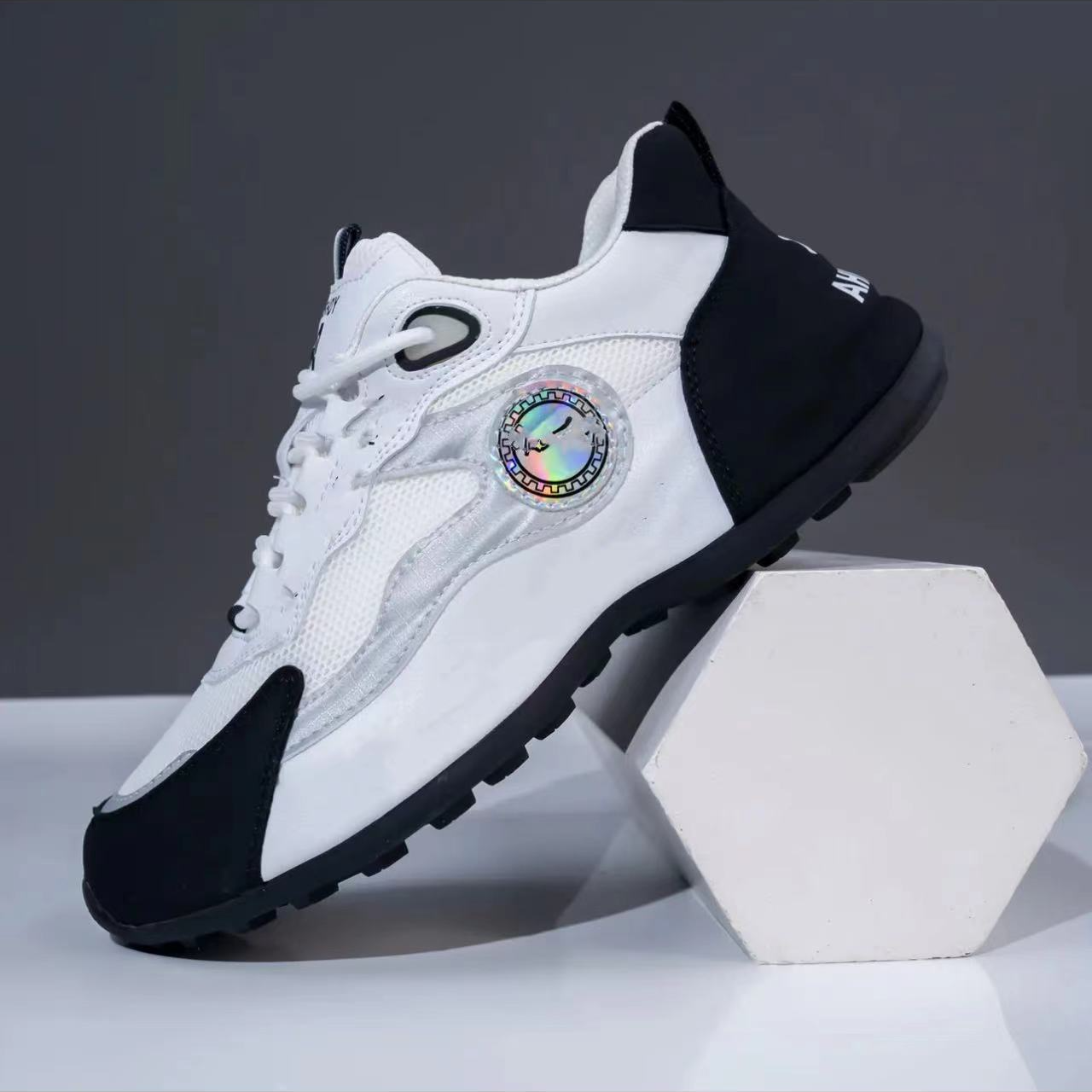 桃子新款百搭新款运动休闲断码鞋001-200