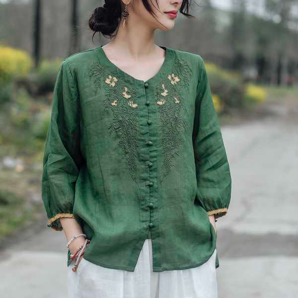 2025夏季重工刺绣宽松衬衫大码女装圆领薄款复古苎麻妈妈款上衣