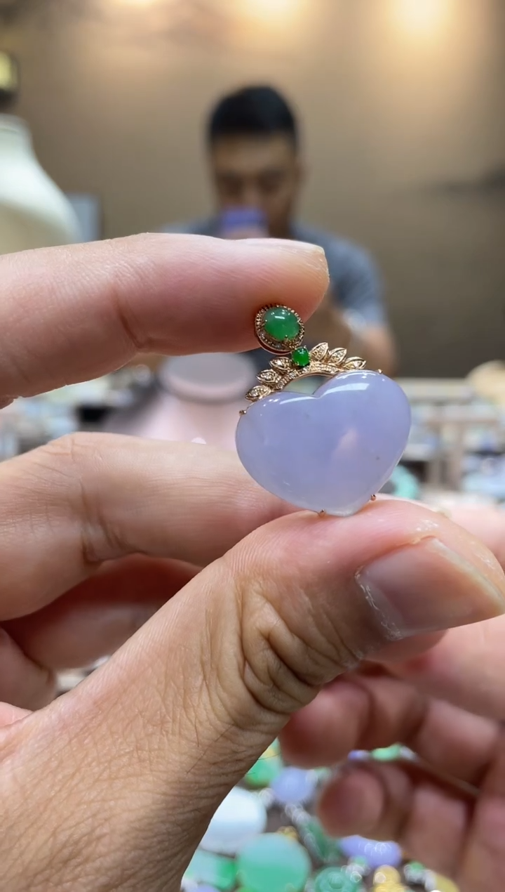 【闪购商品】翡翠耳饰18K金镶嵌冰紫心心48小时鉴赏期