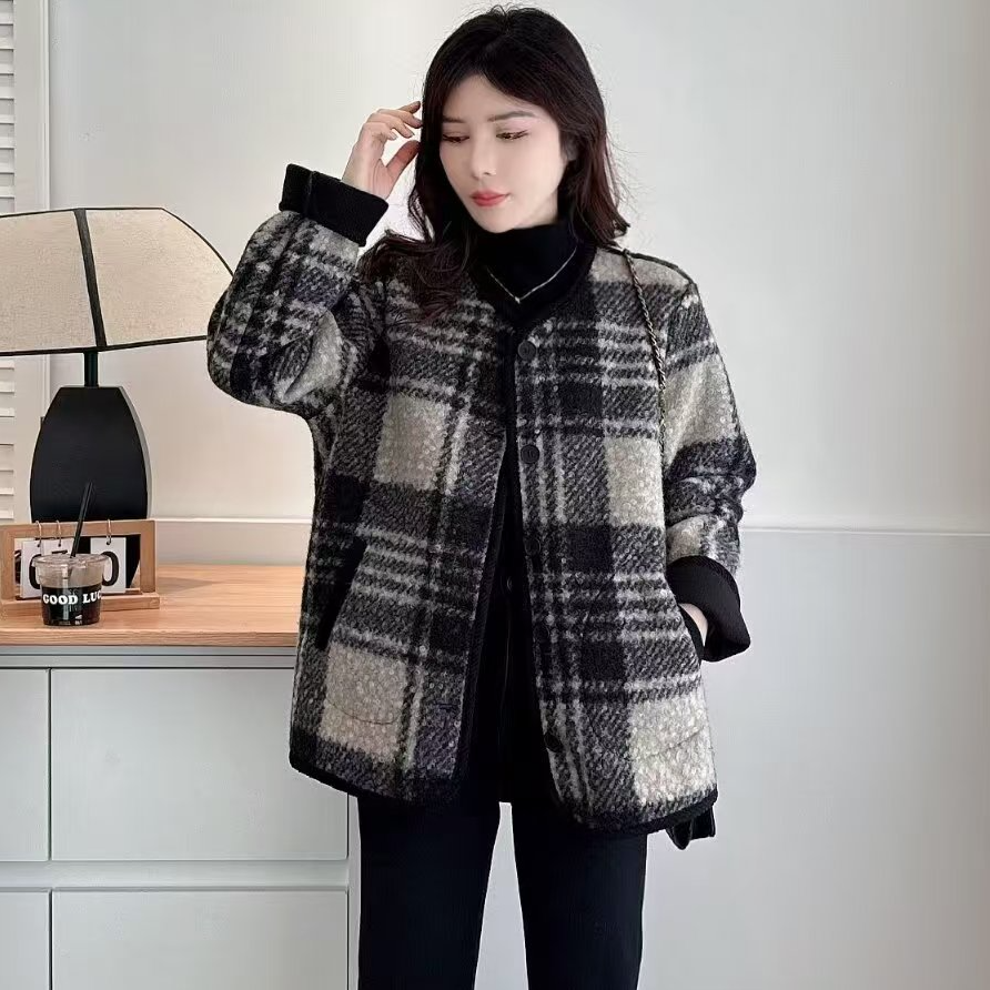 新款大码百搭显瘦毛呢格子秋冬时尚宽松加厚外套韩版958