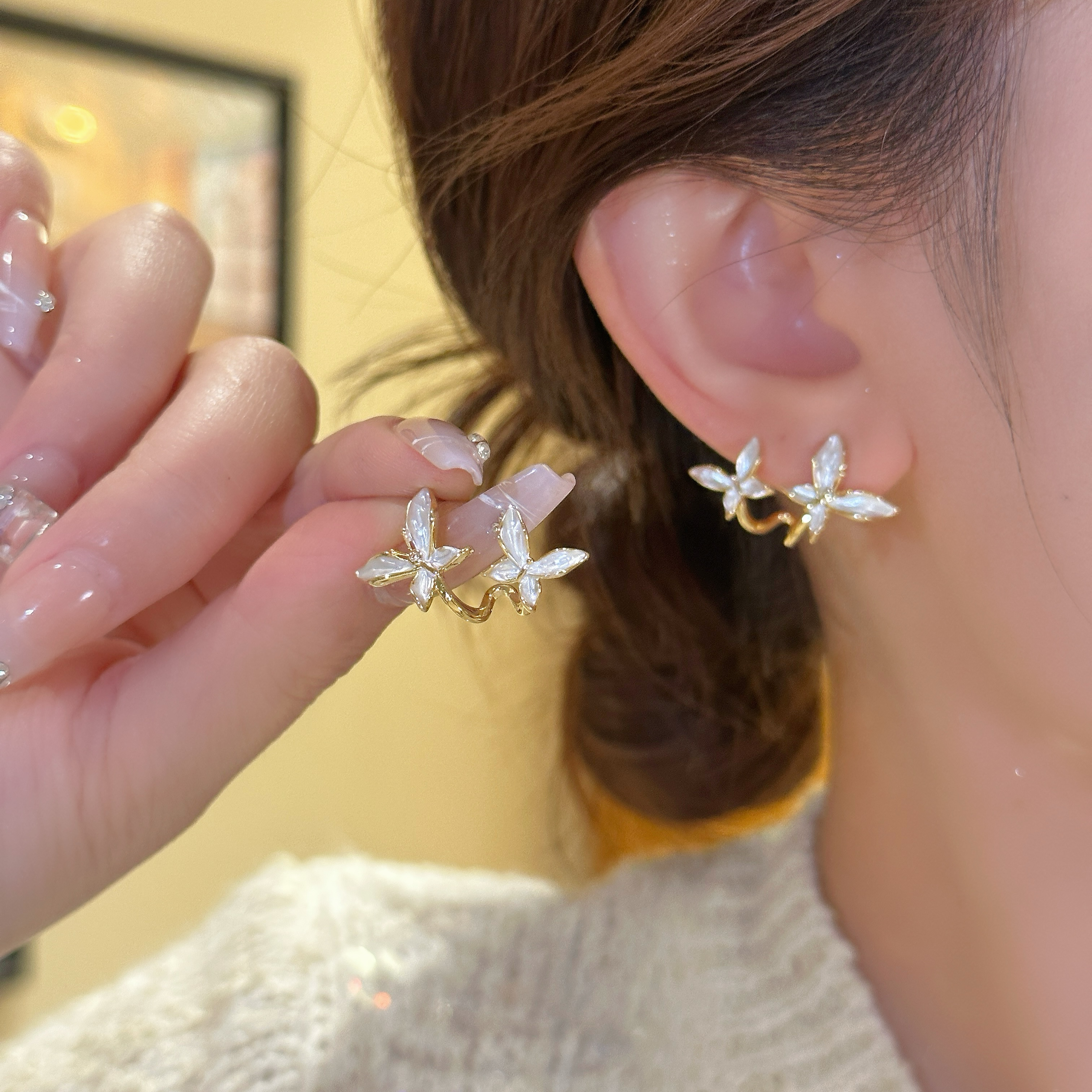 恰度| 轻奢质感超绝蝴蝶花朵耳钉