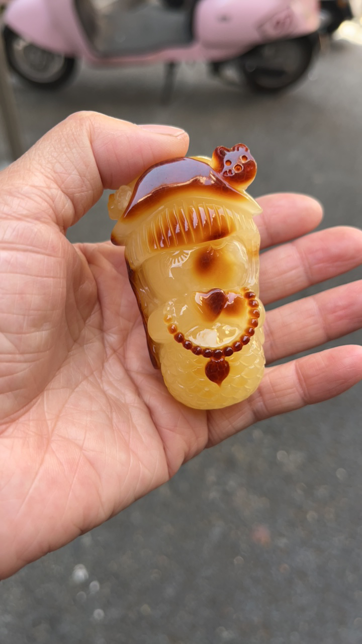 47.克上新纯天然蜜啦美人鱼吊坠