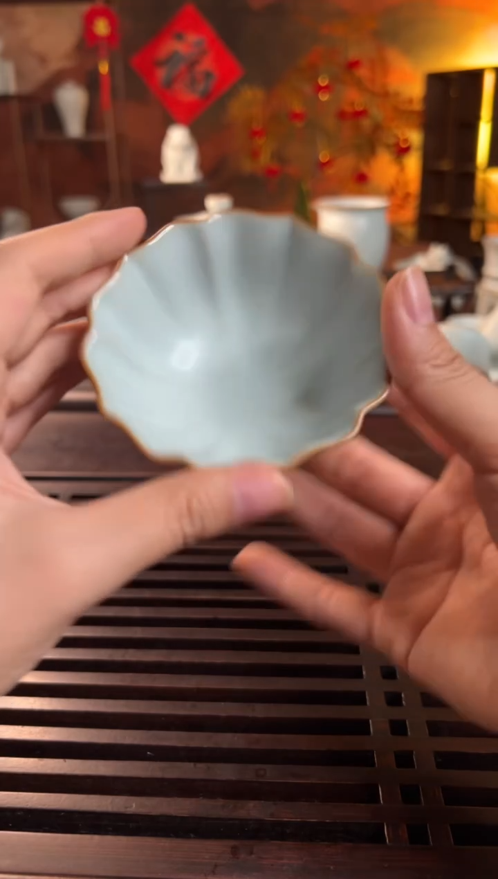 【闪购商品】杯荷瓣杯