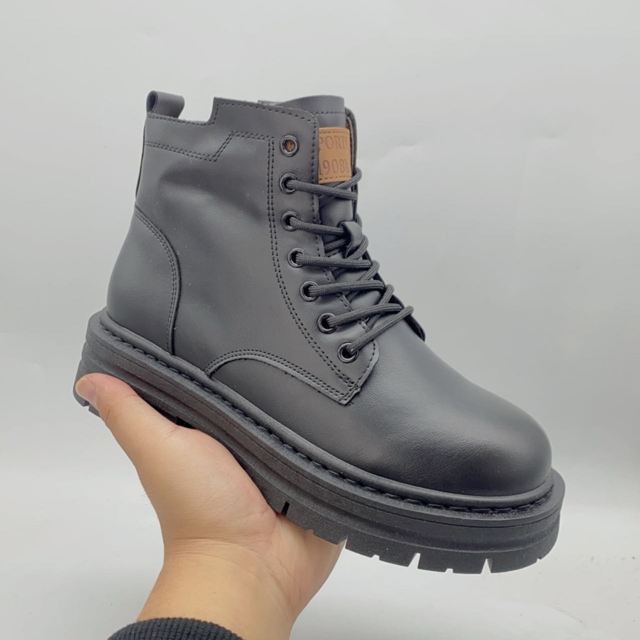 【一森家】2023款时尚舒适耐磨加厚运动休闲鞋H15