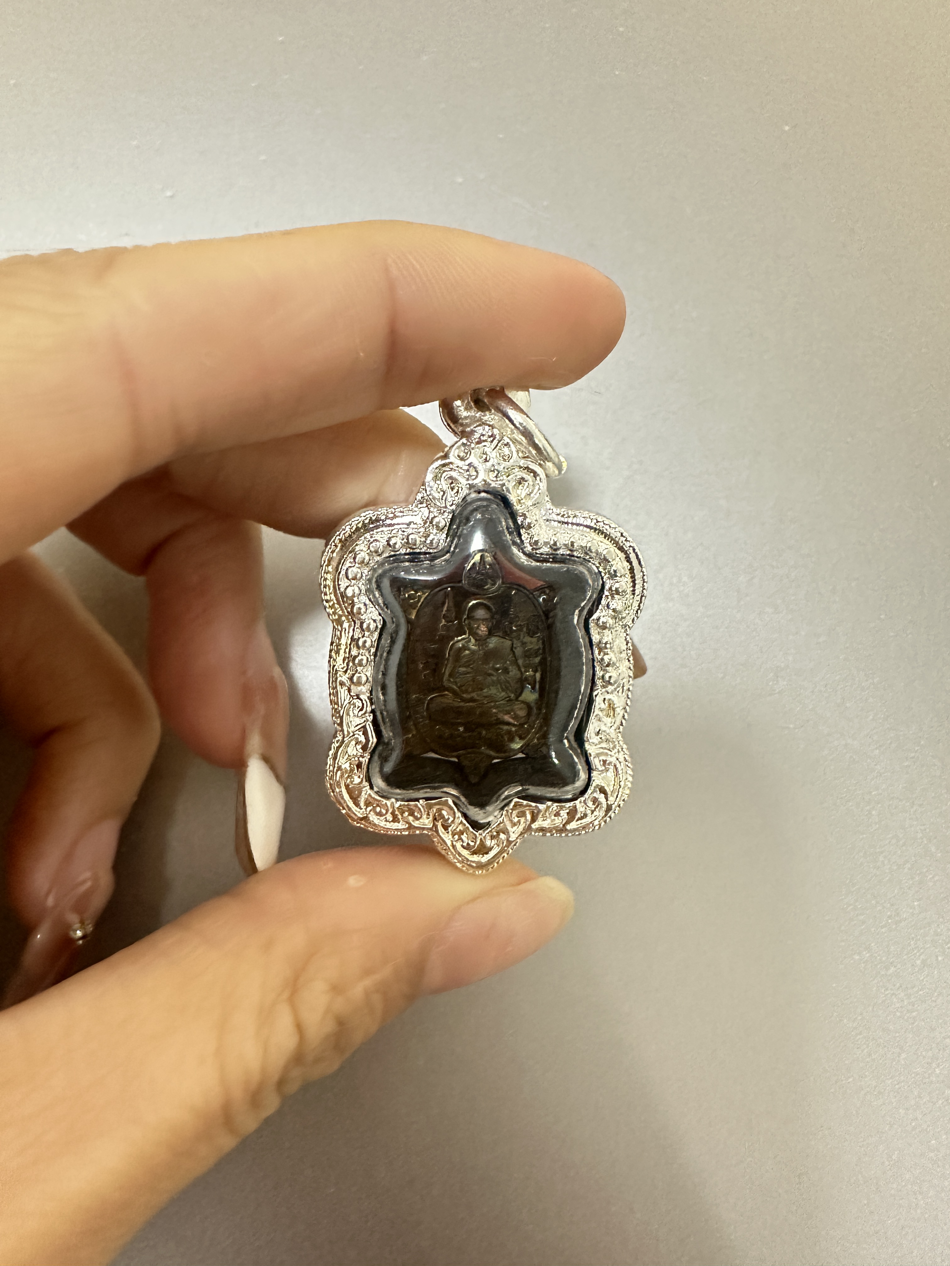 龙婆柳银色壳壳黑色龟龟吊坠