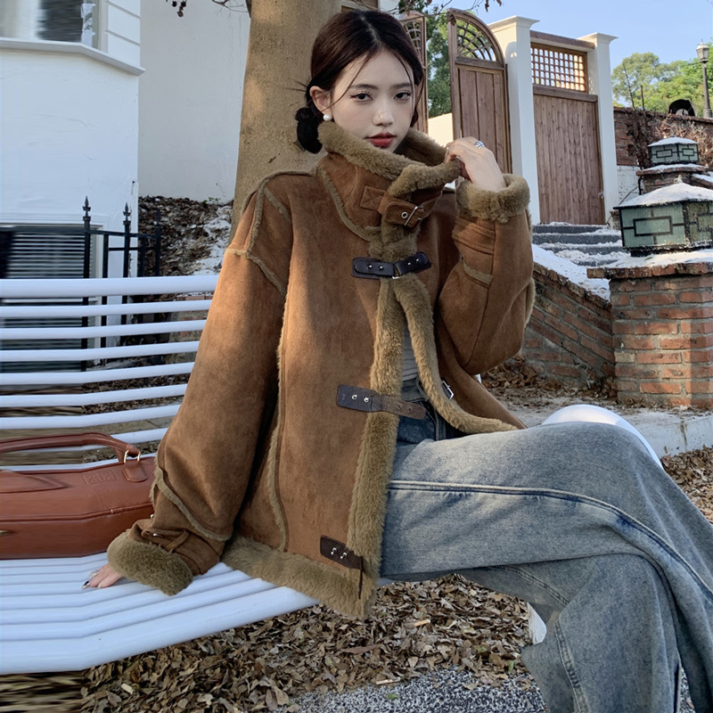 美拉德穿搭复古小个子皮毛一体保暖外套秋冬2023新款高级感超好看