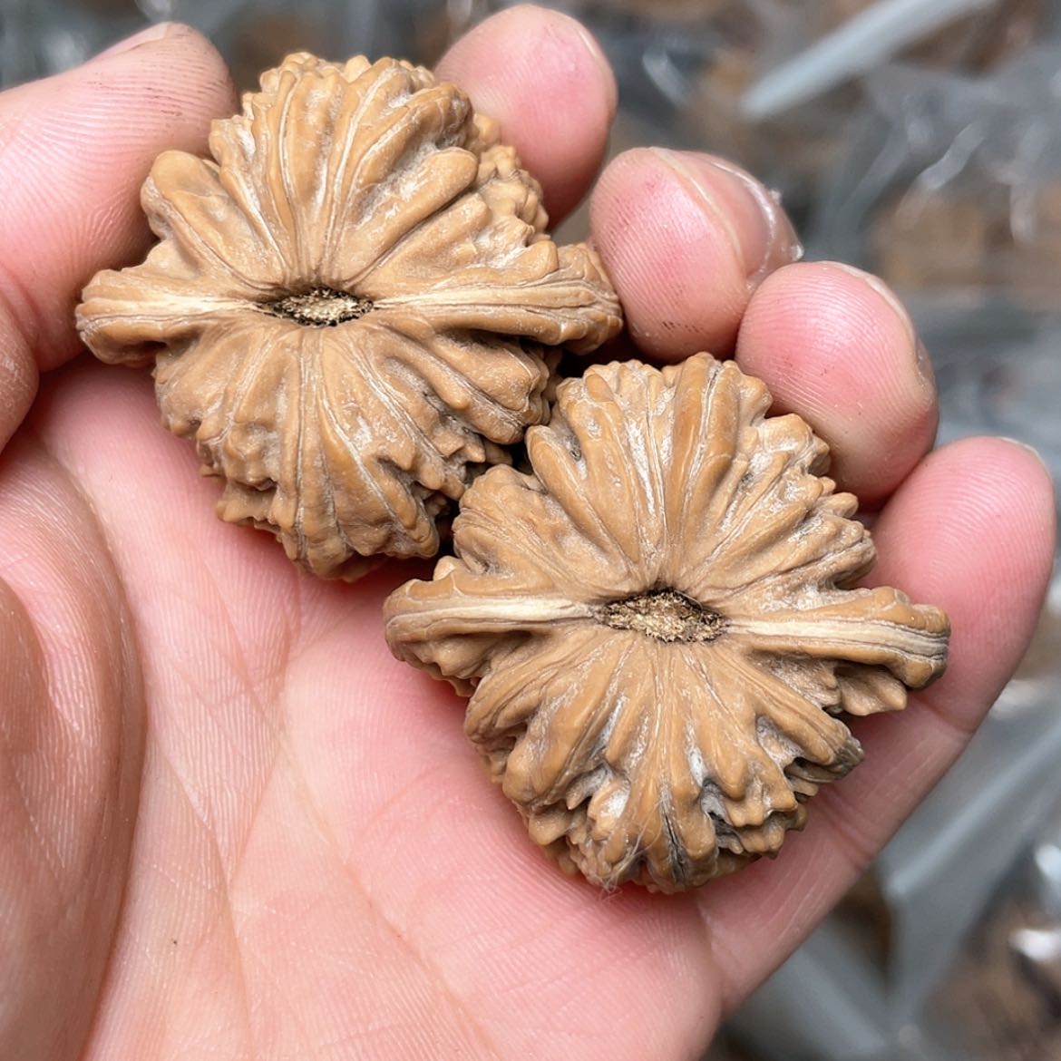 【闪购商品】文玩核桃吊坠抖**怀