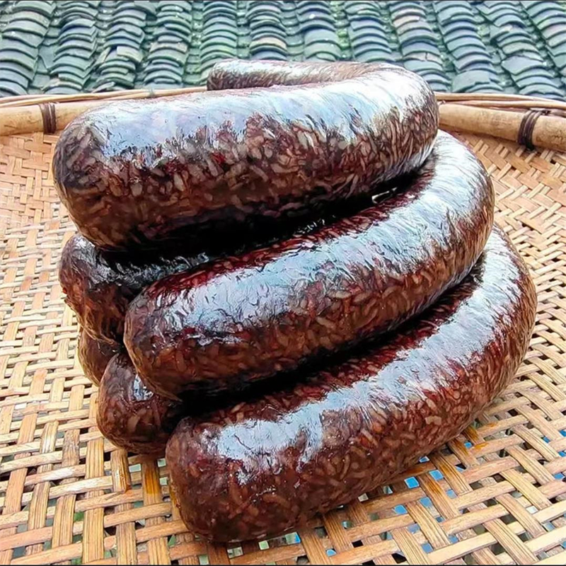 湖南湘西猪血肠粑糯米手工烟熏灌肠加肉血粑农家糯米手工猪血糍粑