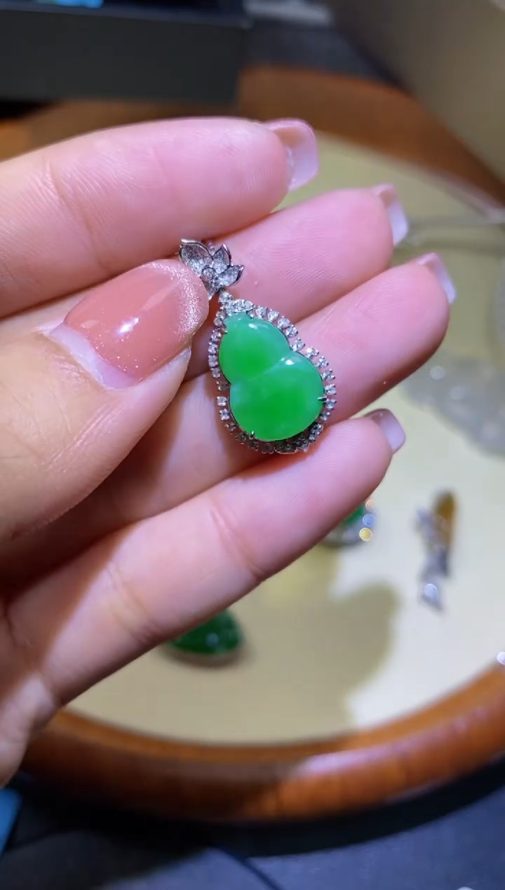 【闪购商品】翡翠118K金镶嵌1