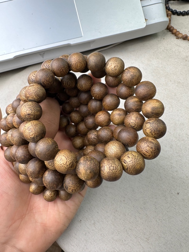 沉香奇楠白奇虫漏圆珠单圈卡12多样性发一条