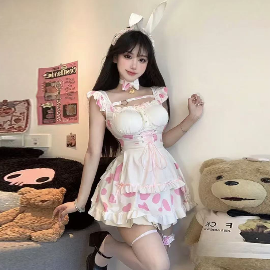 圣诞爆款女仆奶牛可爱兔子 cosplay穿搭套装纯欲风短款公主装