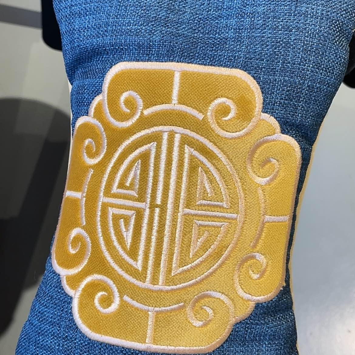 【闪购商品】檀香木其他车枕