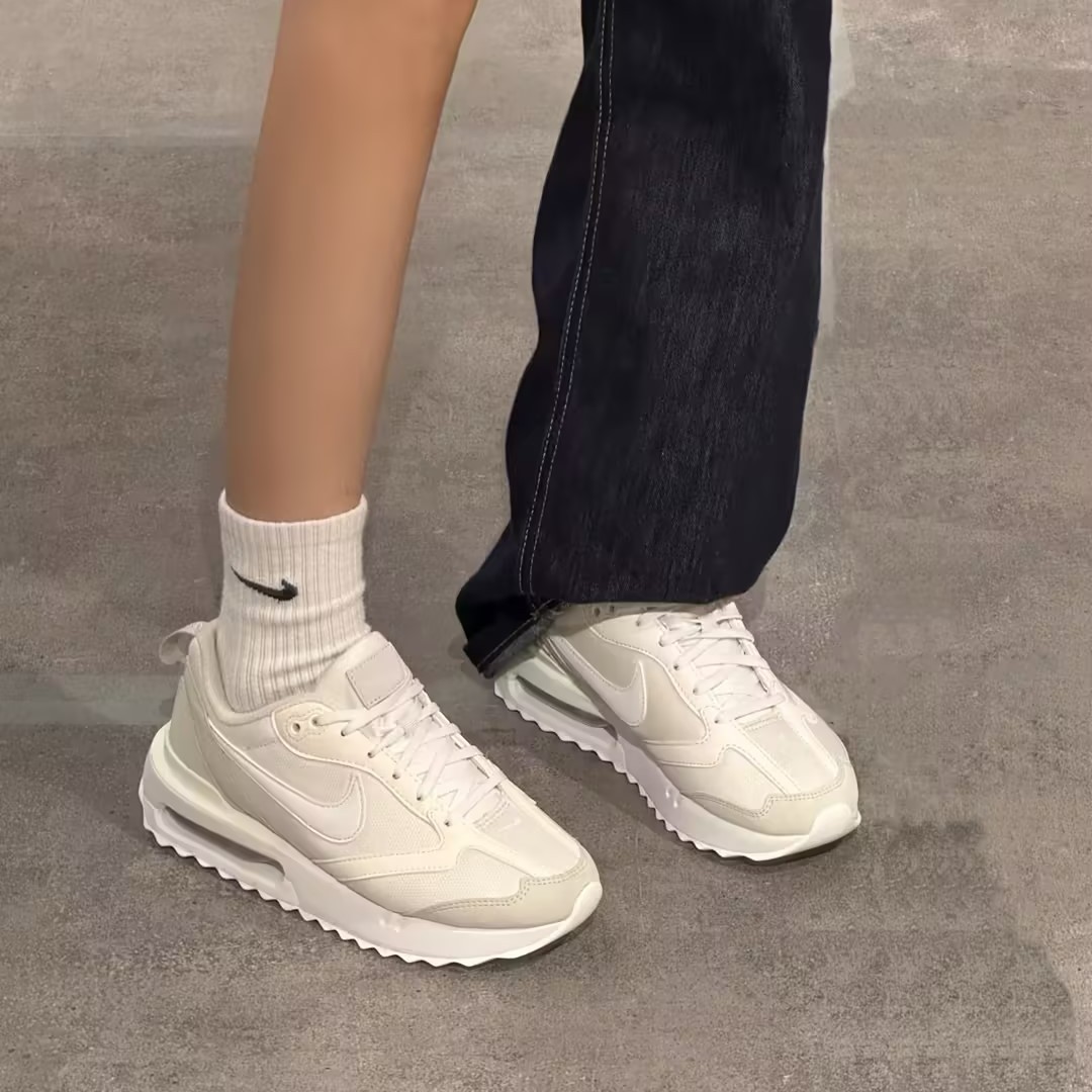【滔搏联动】Nike耐克女子 W AIR MAX DAWN 低帮休闲鞋DM8261-001