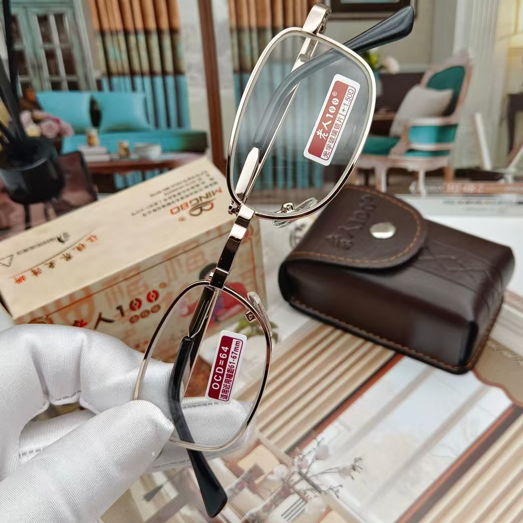 818光学平光超轻老花镜玻璃片折叠老花带眼镜盒子便携中老年复古