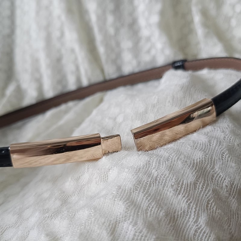 复古新款时尚黑色小腰带金色vintage无孔扣皮带不用打孔-百搭