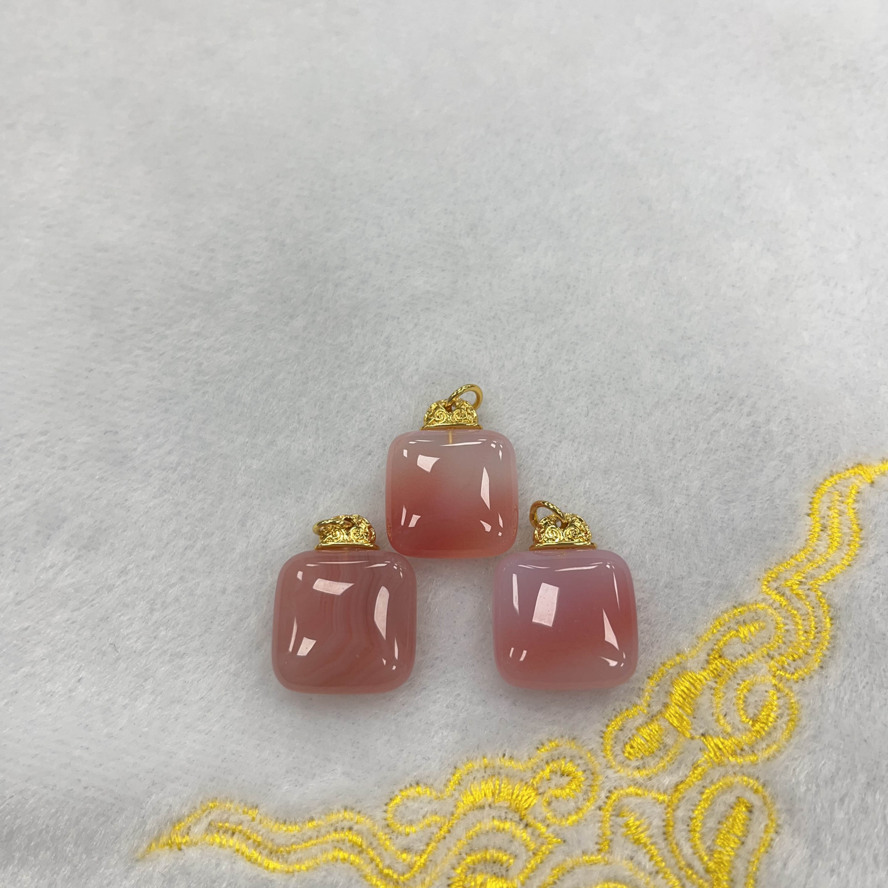 天然玛瑙吊坠多样性拍一发一