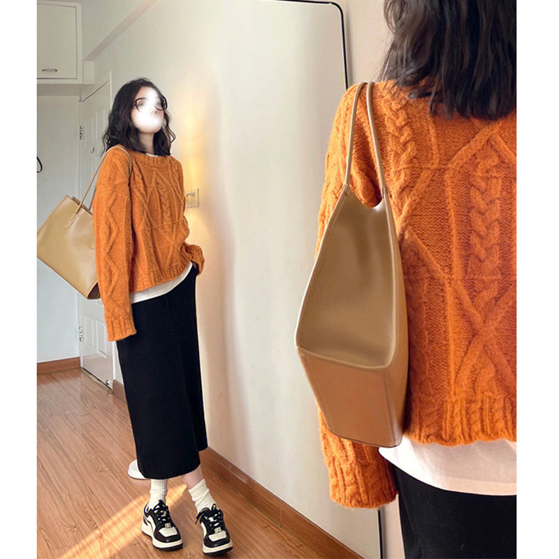 日系复古落日橘色麻花毛衣女秋冬高档感软糯慵懒风显瘦绞花针织衫