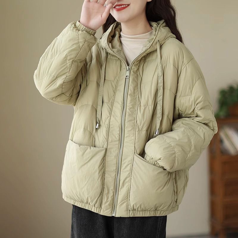 雅鹿连帽轻薄羽绒羽绒服女短款2023冬季新款纯色百搭款时尚保暖棉