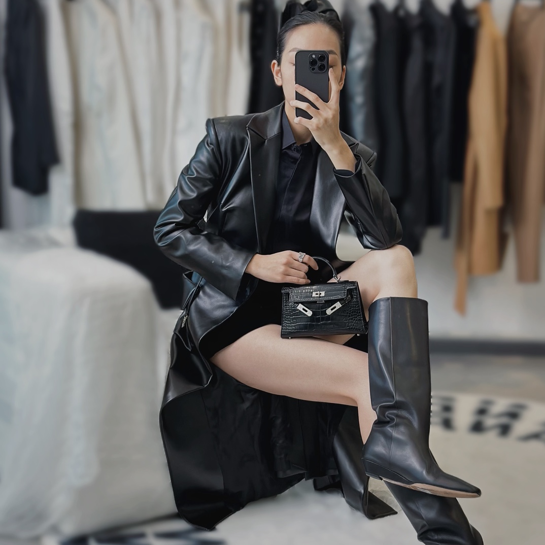 「Hot Dragon NiNi」设计师品牌 黑色手工裁剪pu高级气质百搭皮外套