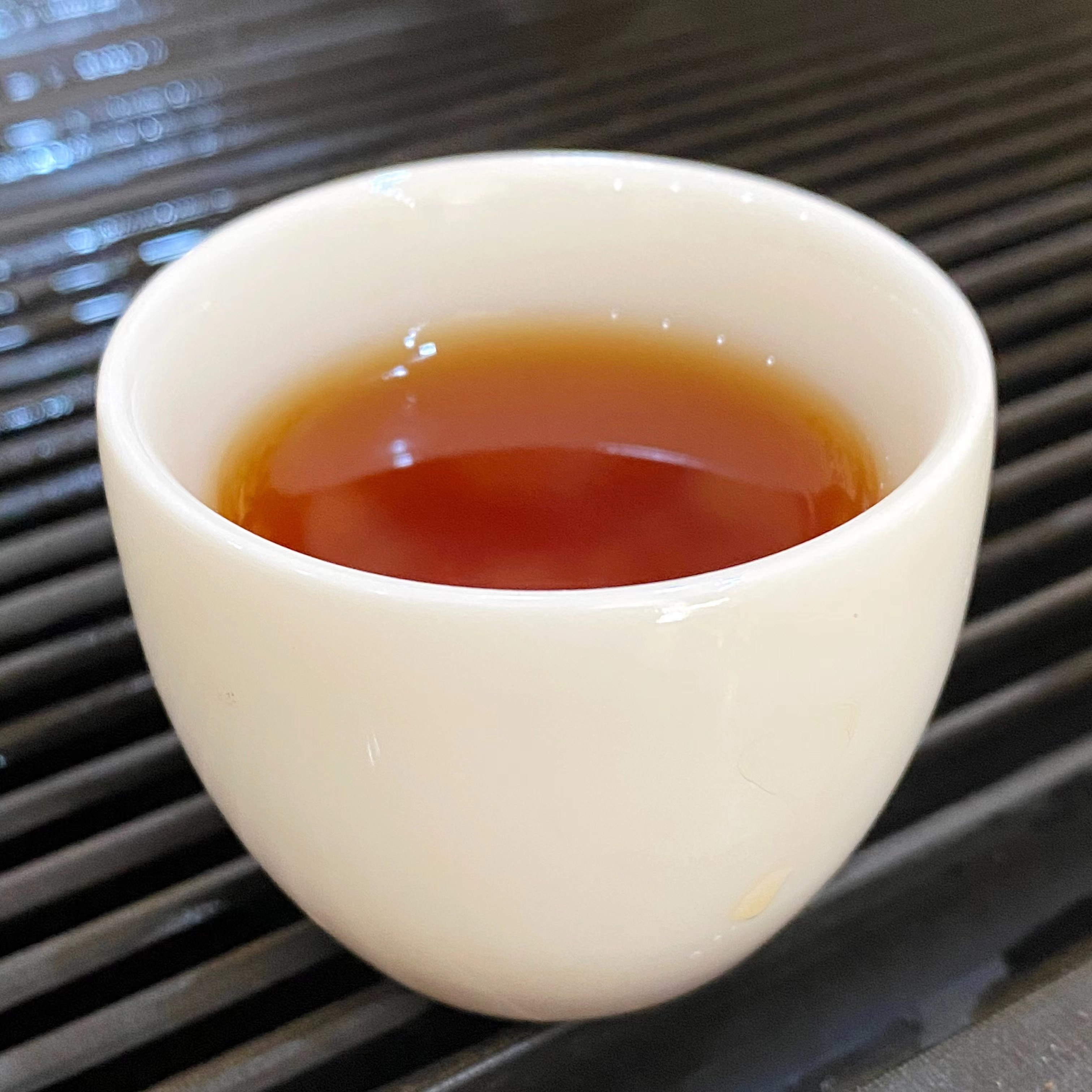 2022年大唐~帝王蟹~景迈大寨古树圆茶普洱茶熟茶357g一饼