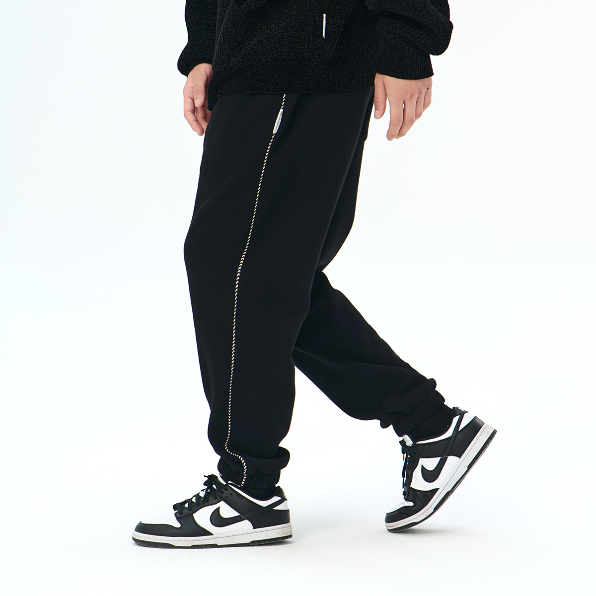 Fun运动休闲卫裤男24秋冬宽松束脚裤个性字母松紧腰加厚针织长裤