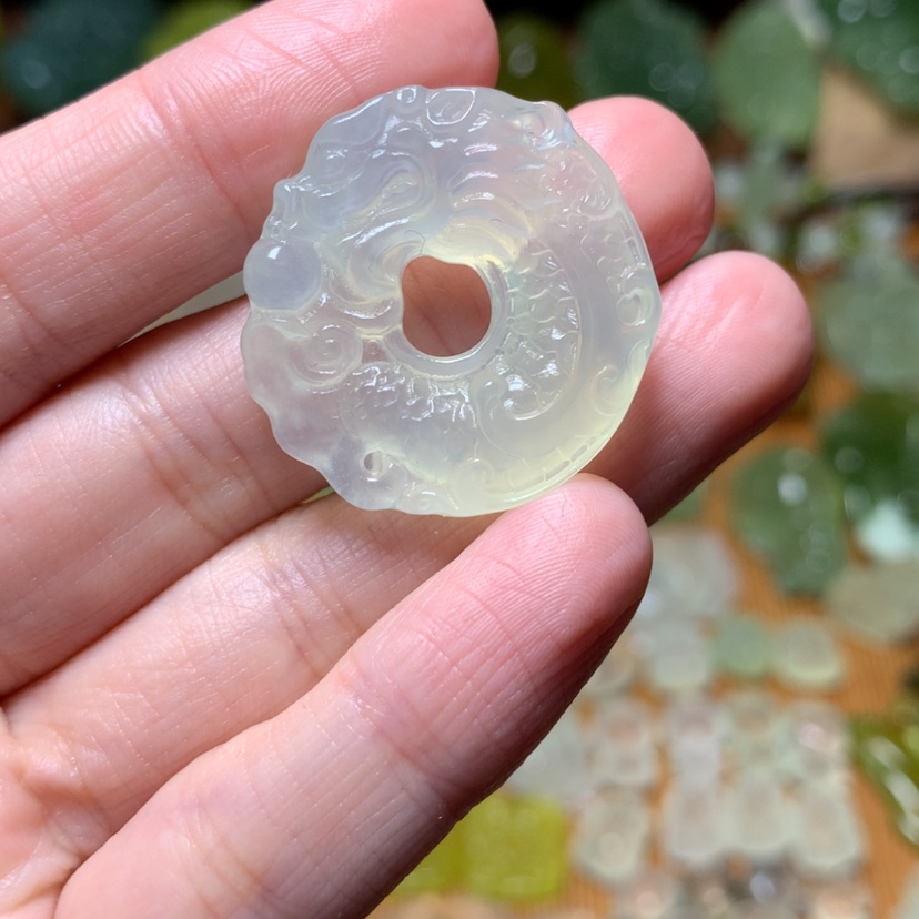 【闪购商品】岫玉吊坠未镶嵌忘***！