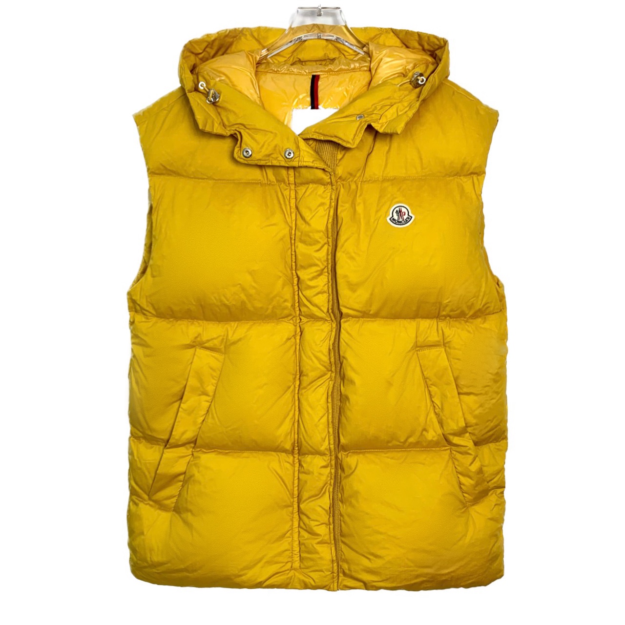 99新  007711 Moncler/蒙口 贴饰连帽绗缝无袖羽绒服马甲背心 0码