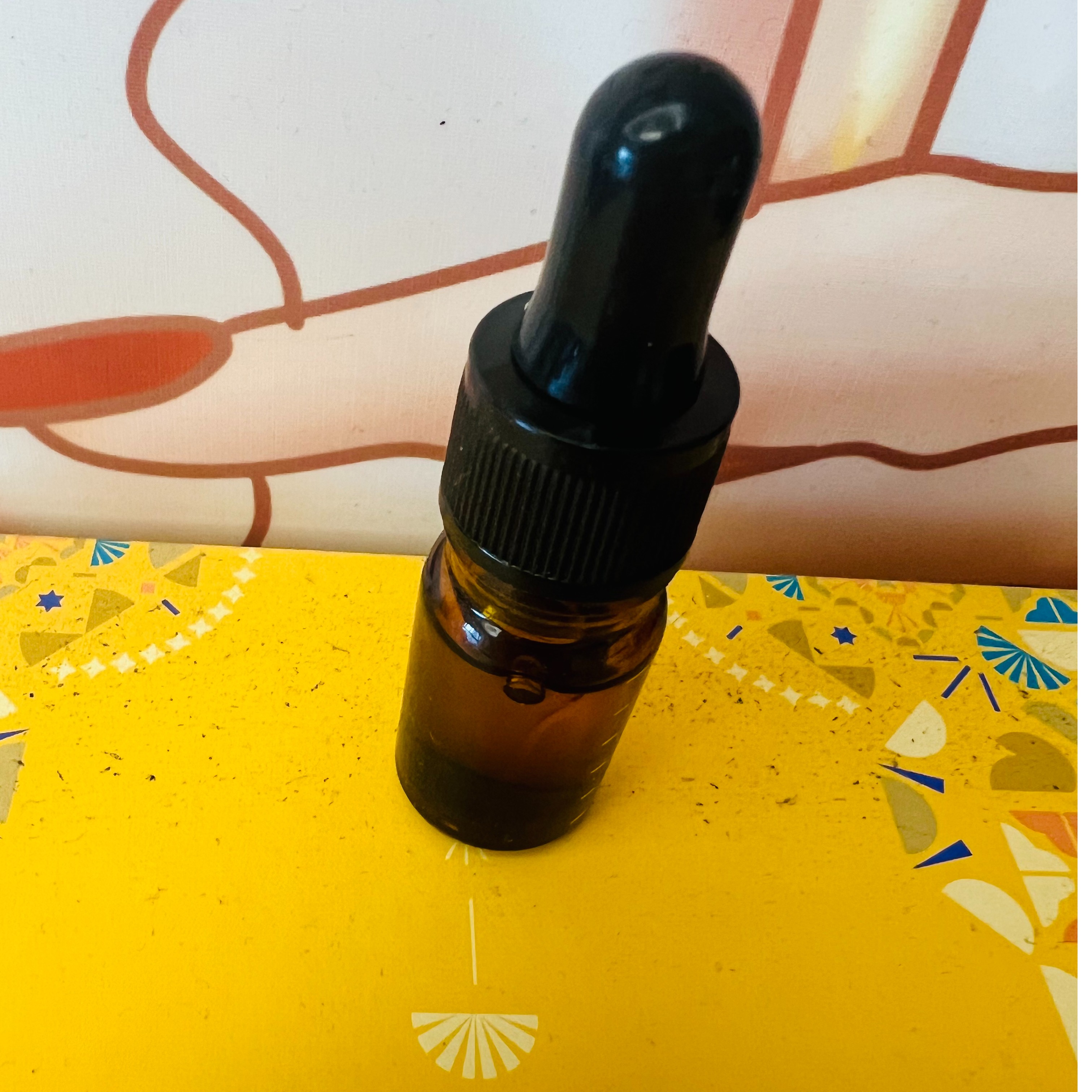 褐色礼品瓶子-私密的