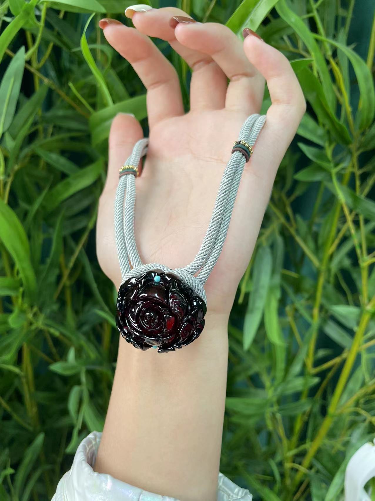 【老掌柜】牡丹花/血珀项链 M122444