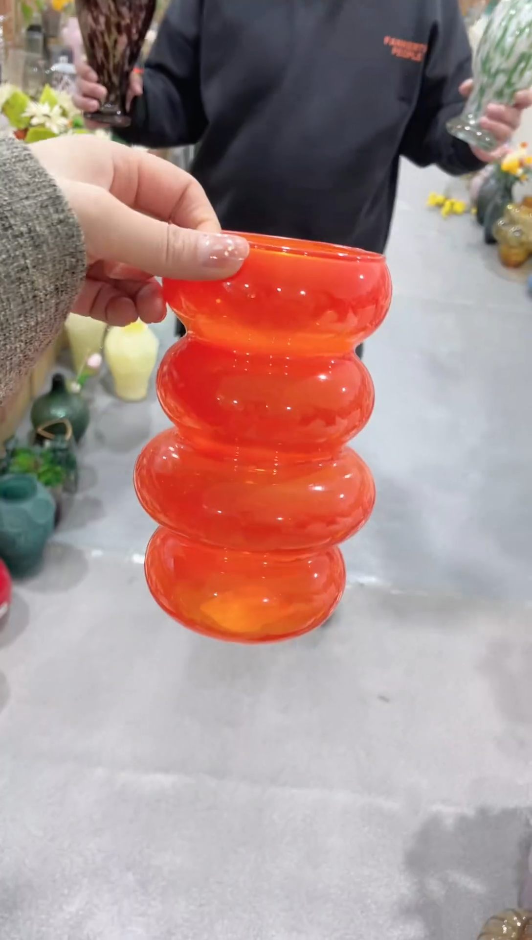 【闪购商品】红色毛毛虫