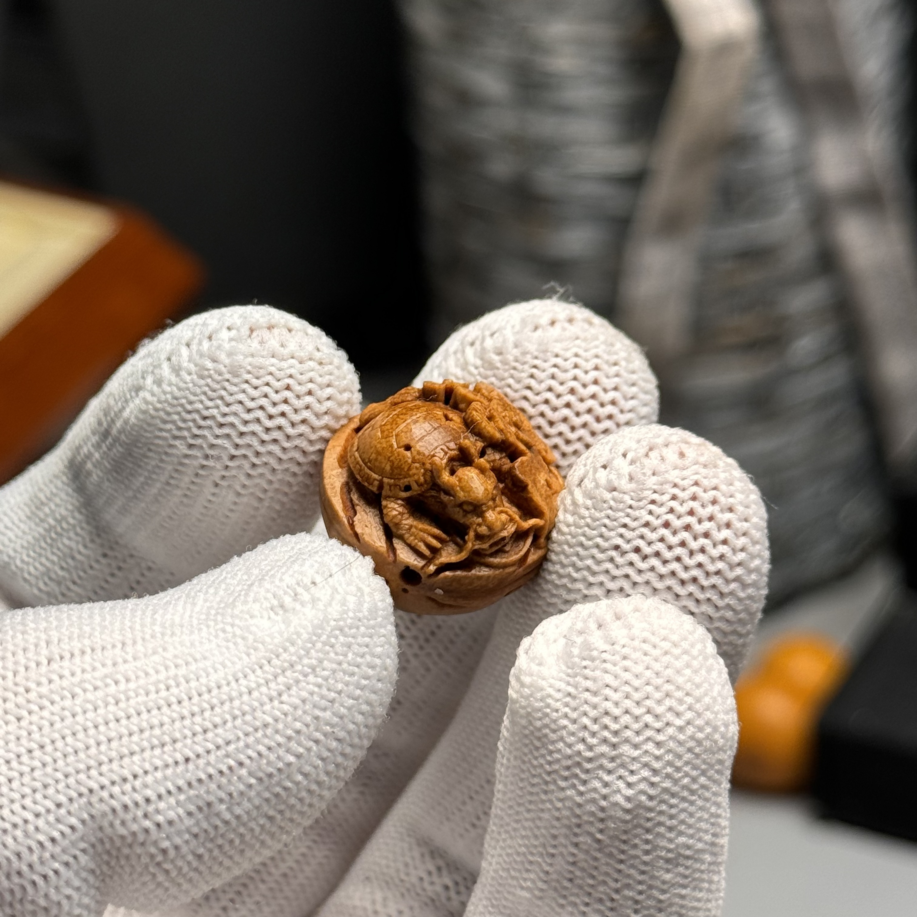 龙龟，桃核雕刻，尺寸：19，配串神器