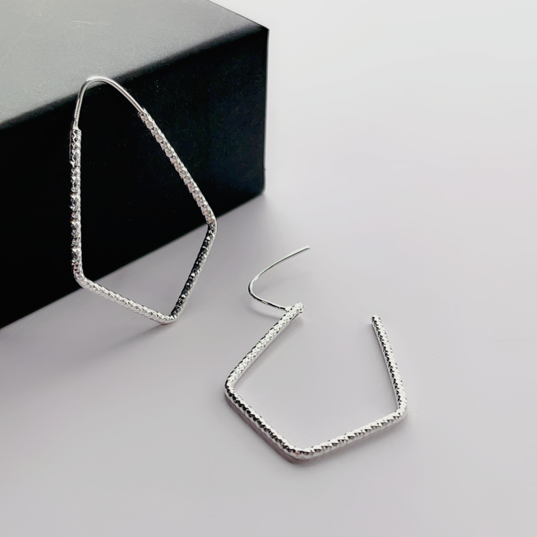 足银耳饰 菱形气质新年秋冬正品小众素圈纯银耳饰大耳圈高档银