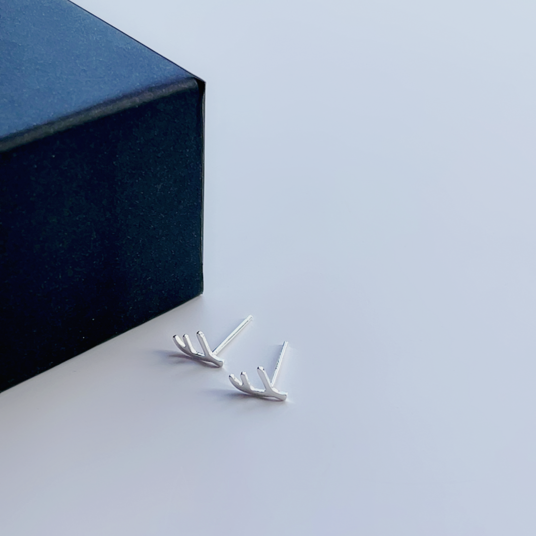 足银耳饰 鹿角耳钉一路有你精致小巧轻奢小清新甜美女养耳洞