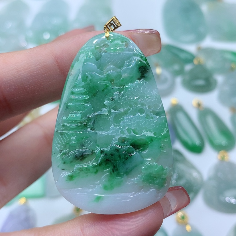 【闪购商品】翡翠颈饰未镶嵌