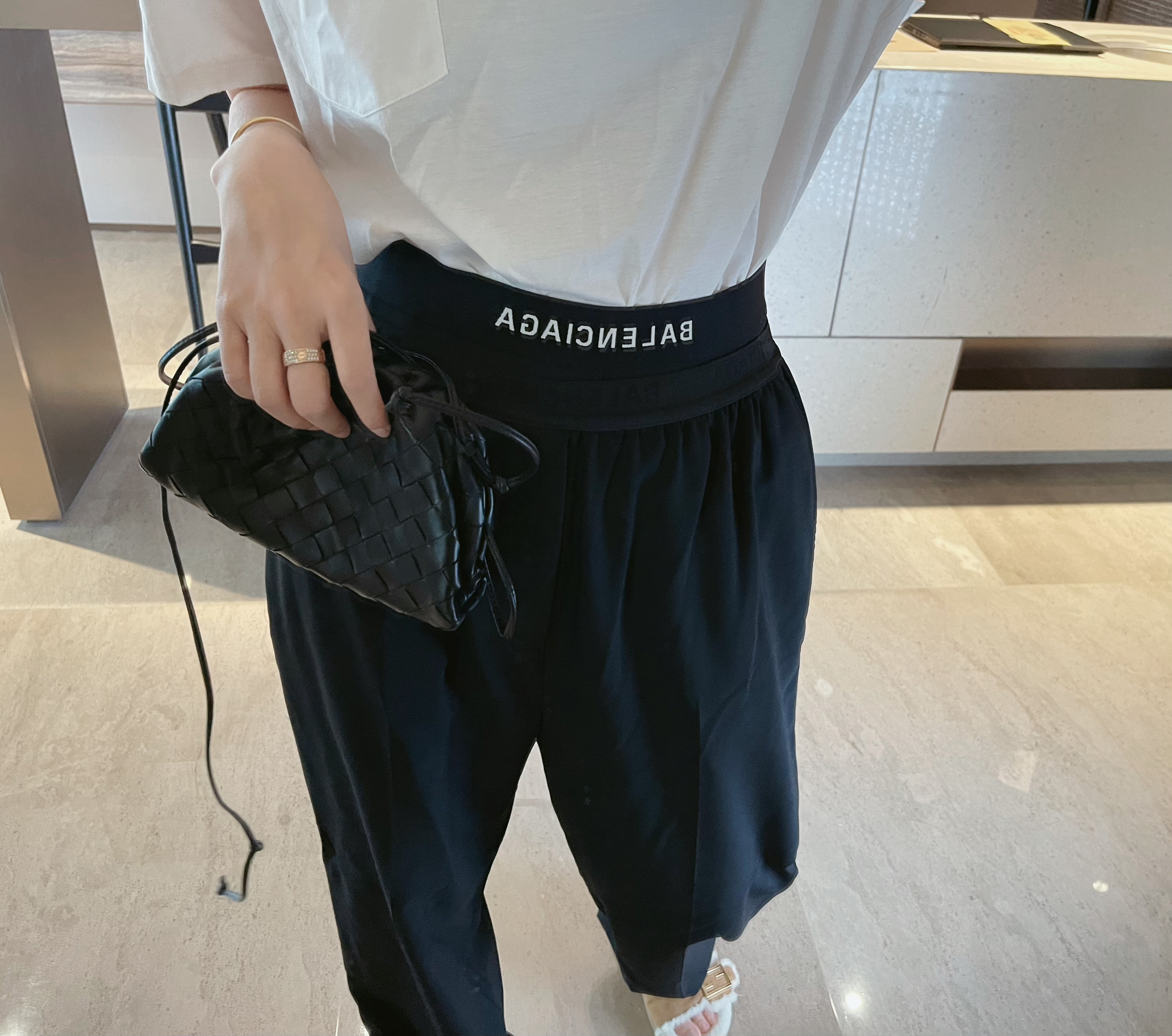 全新未使用巴黎世家裤子