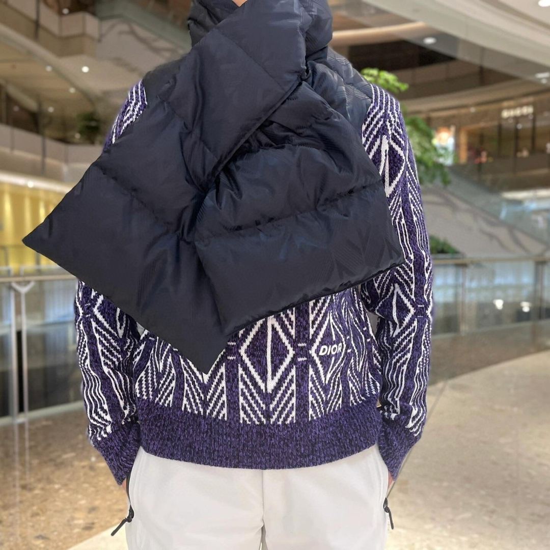 全新未使用 DIOR/迪奥 LYE 男士钻石头CD长袖针织衫129042