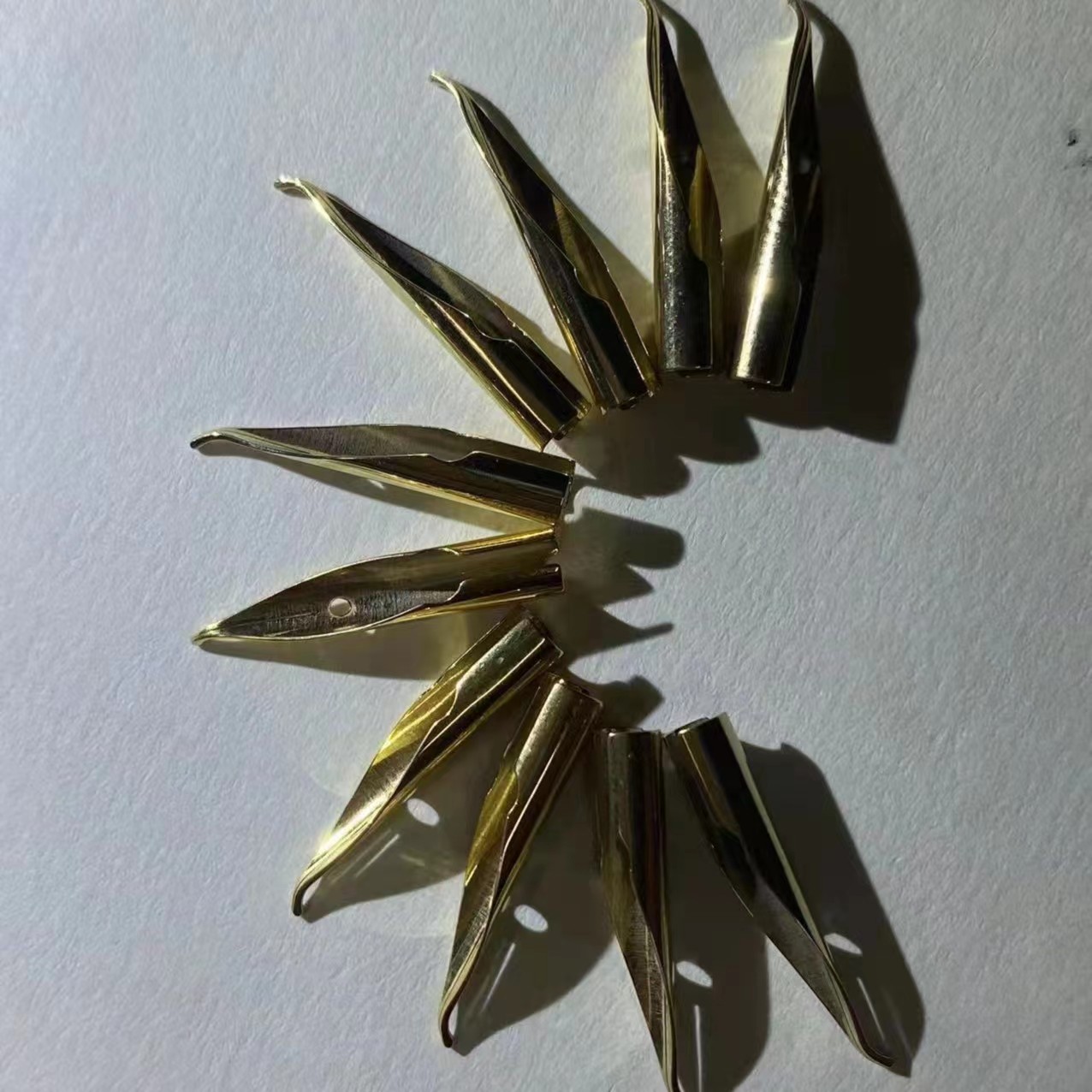 手工打磨笔尖，更宜出锋，