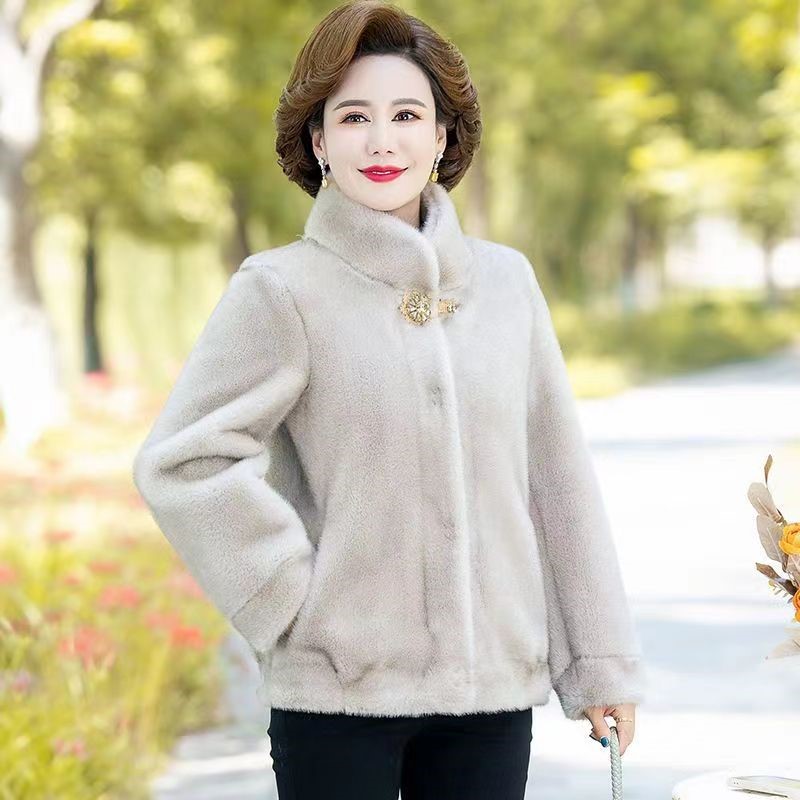 妈妈秋冬装短款水貂绒上衣中年女士毛呢大衣奶奶婆婆衣服外套