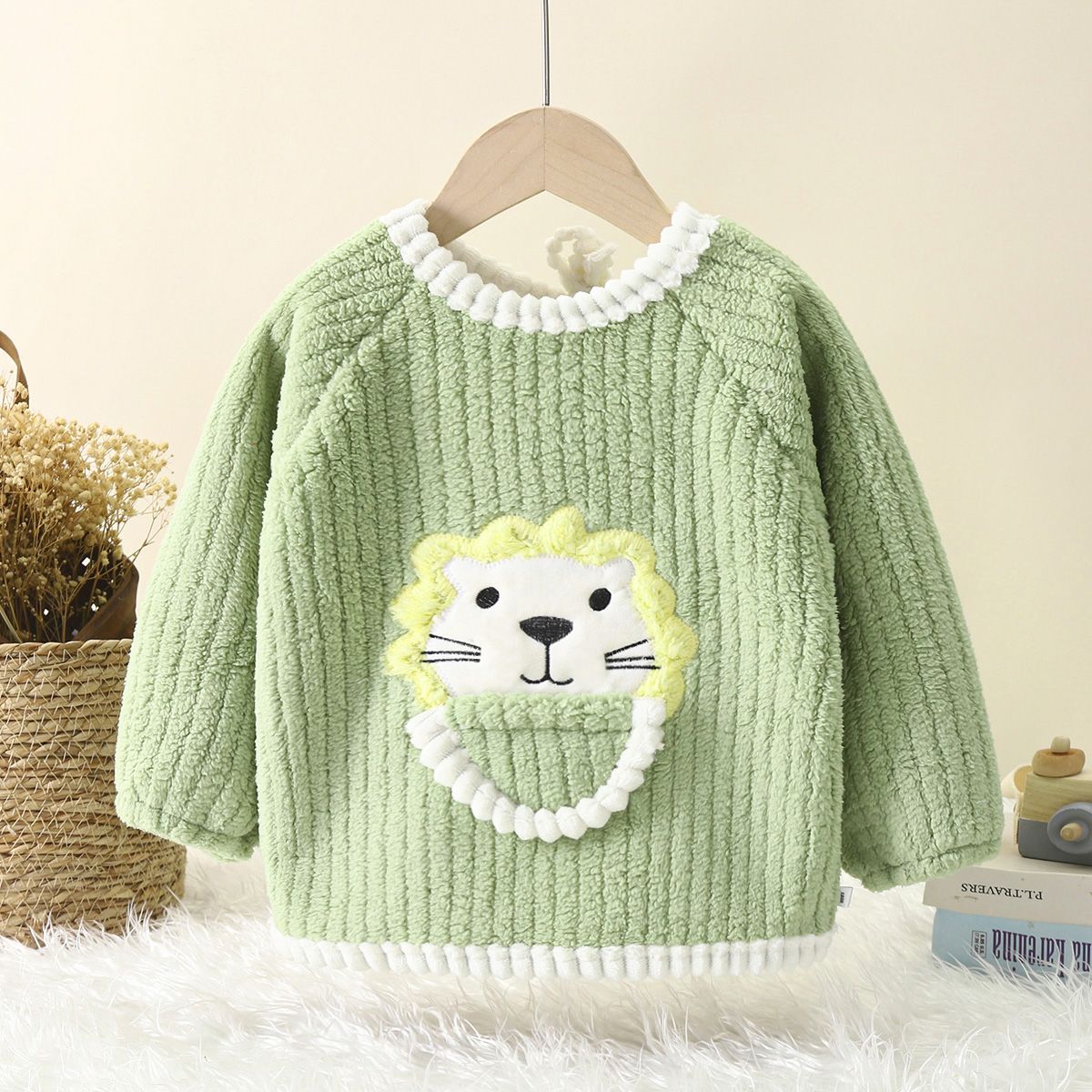 冬季季幼儿罩衣加厚反穿衣外穿婴儿新款宝宝冬天围兜儿童不防水