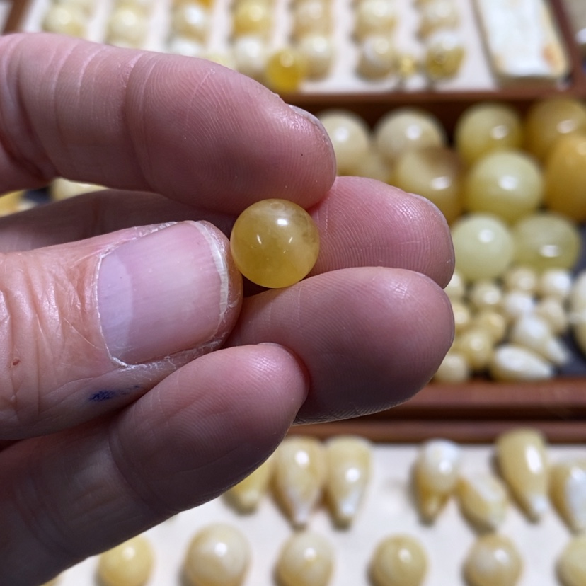 【闪购商品】蜜蜡裸石未镶嵌T****⁷