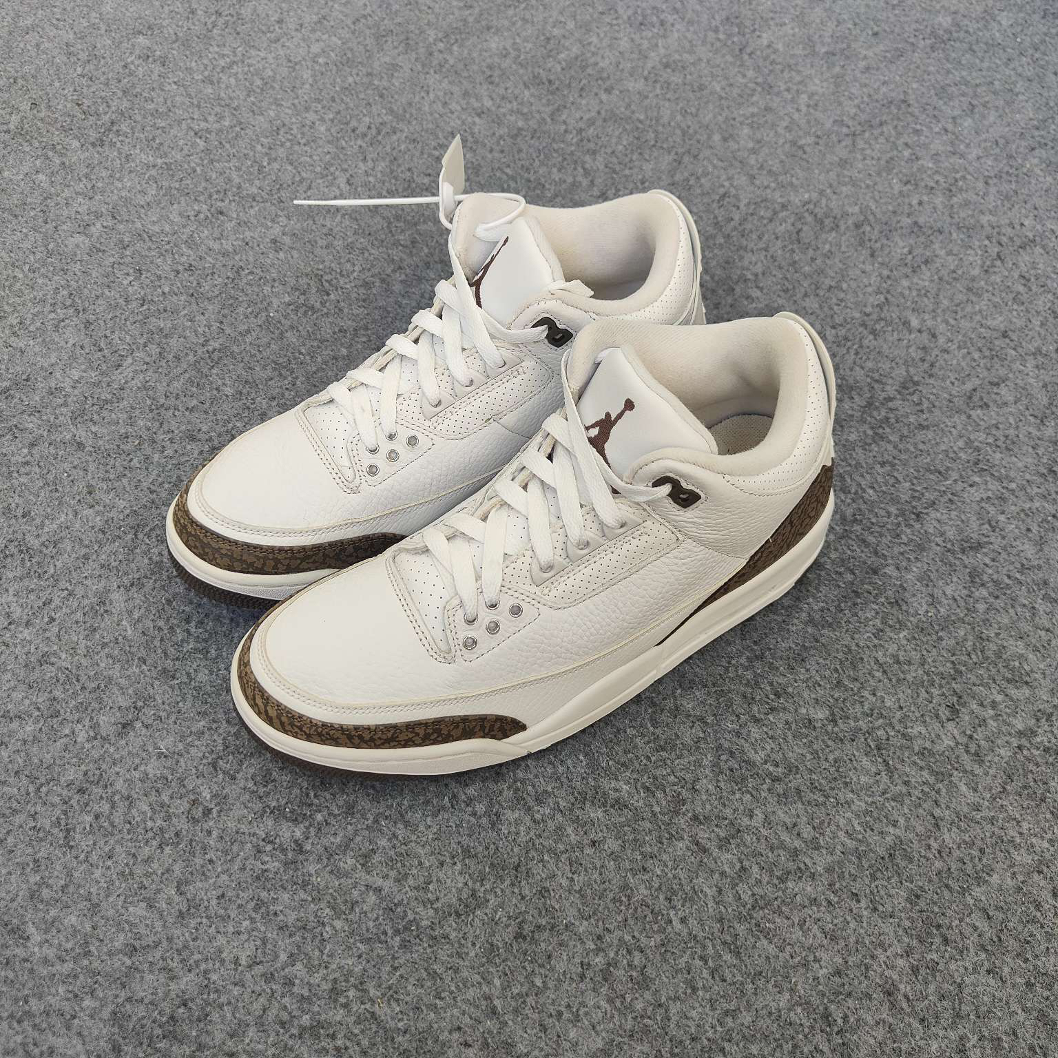 aj3摩卡 44码 SS1203