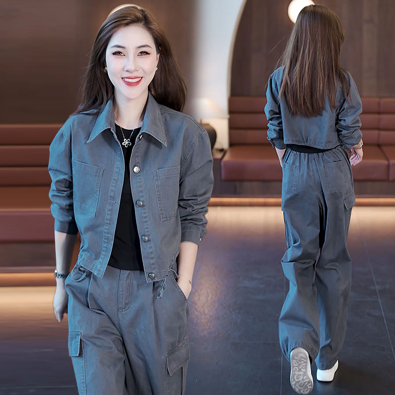 牛仔工装套装女2025春秋新款洋气显瘦减龄运动短外套阔腿裤两件套