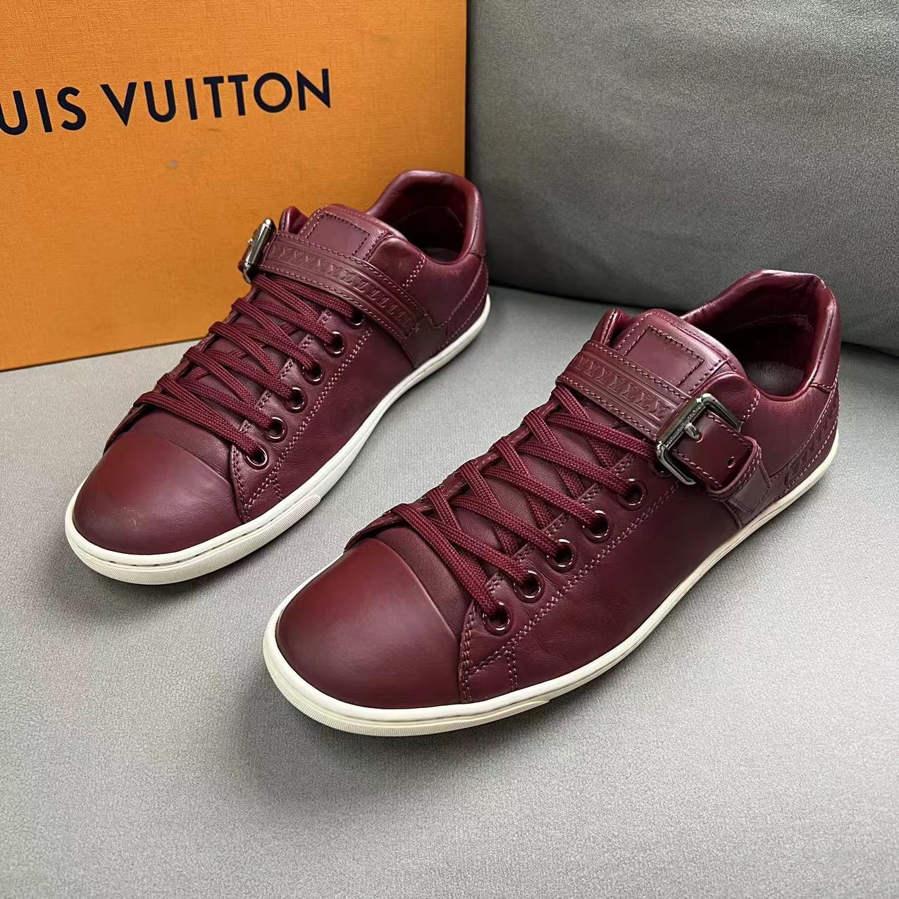 LouisVuitton/路易威登红色绑带休闲百搭时尚平底板鞋 96新/40.5
