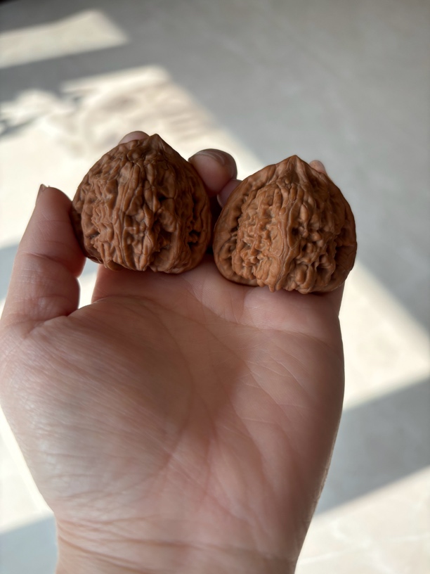 手玩三角把件文玩核桃虎头王精品核桃四座楼核桃