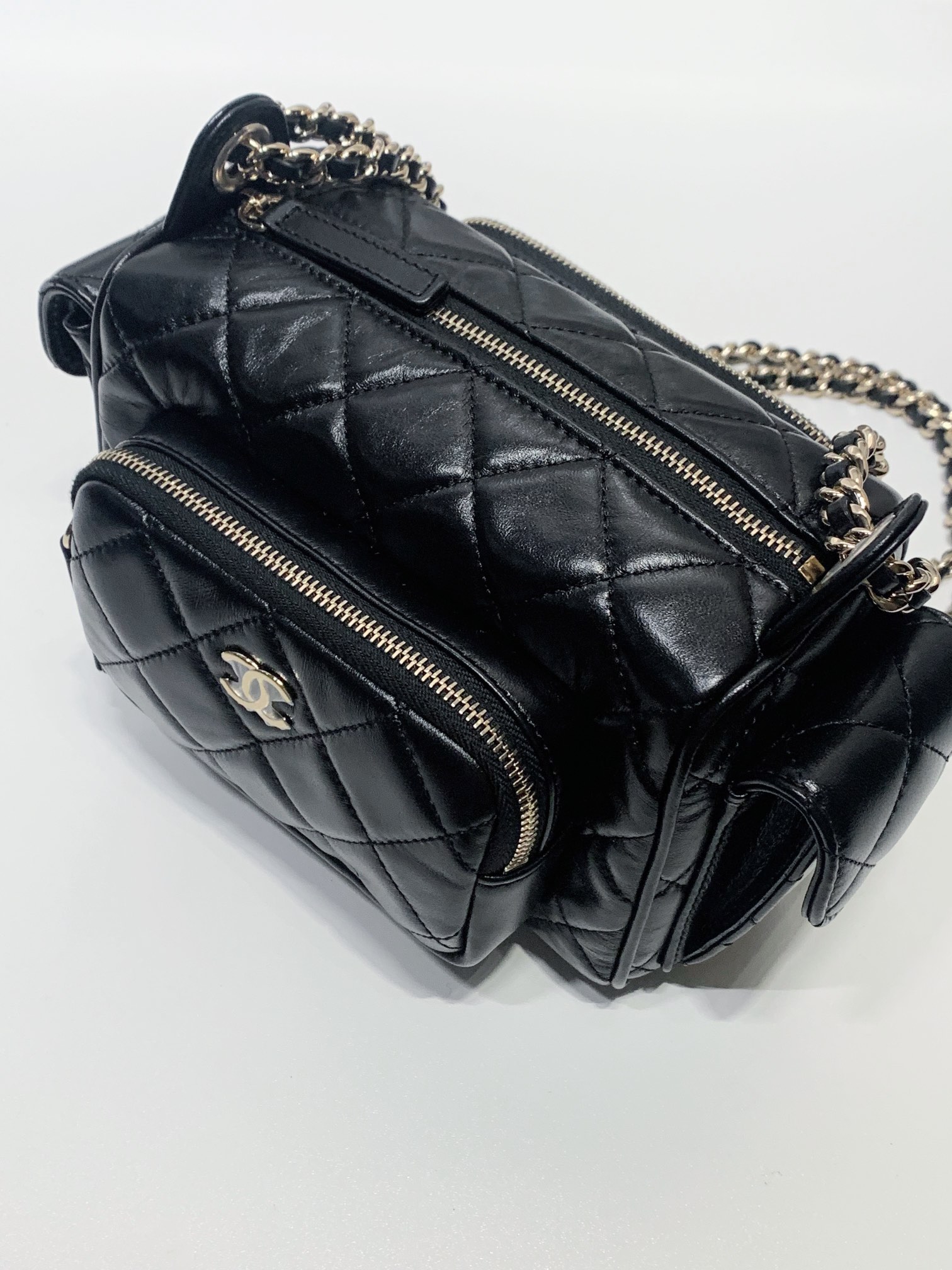全新未使用 Chanel/香奈儿 HIHI精选/ 24K黑金羊皮多口袋相机包