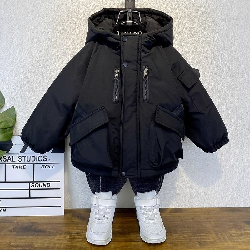 男童秋冬加绒冲锋衣外套新款洋气儿童加绒二棉服帅宝宝上衣潮