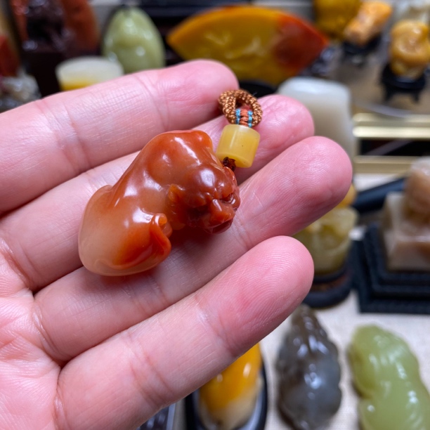 虎虎生威挂件 黄希作