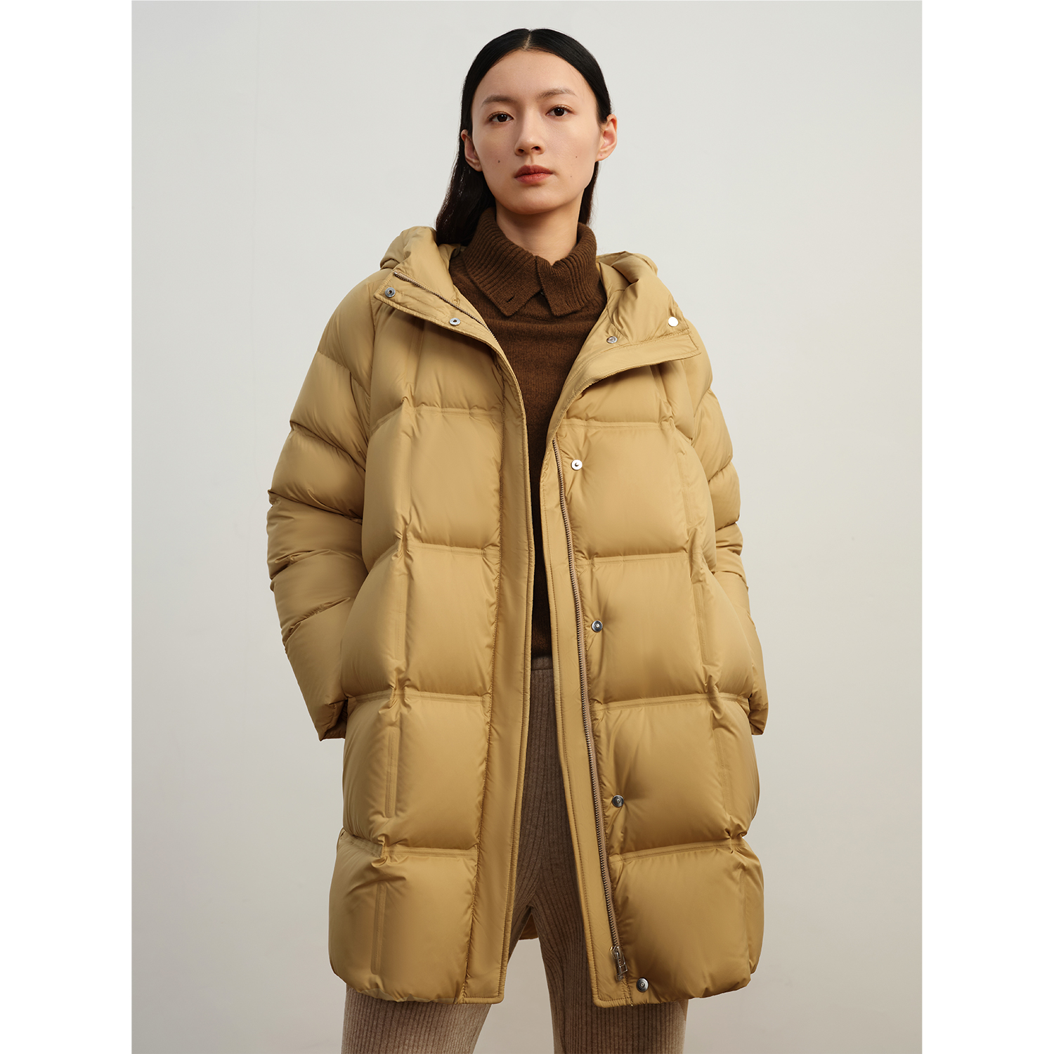 玖姿·安娜蔻KWFD03217保暖拉链帽领长白山鹅绒中长羽绒冬季新款