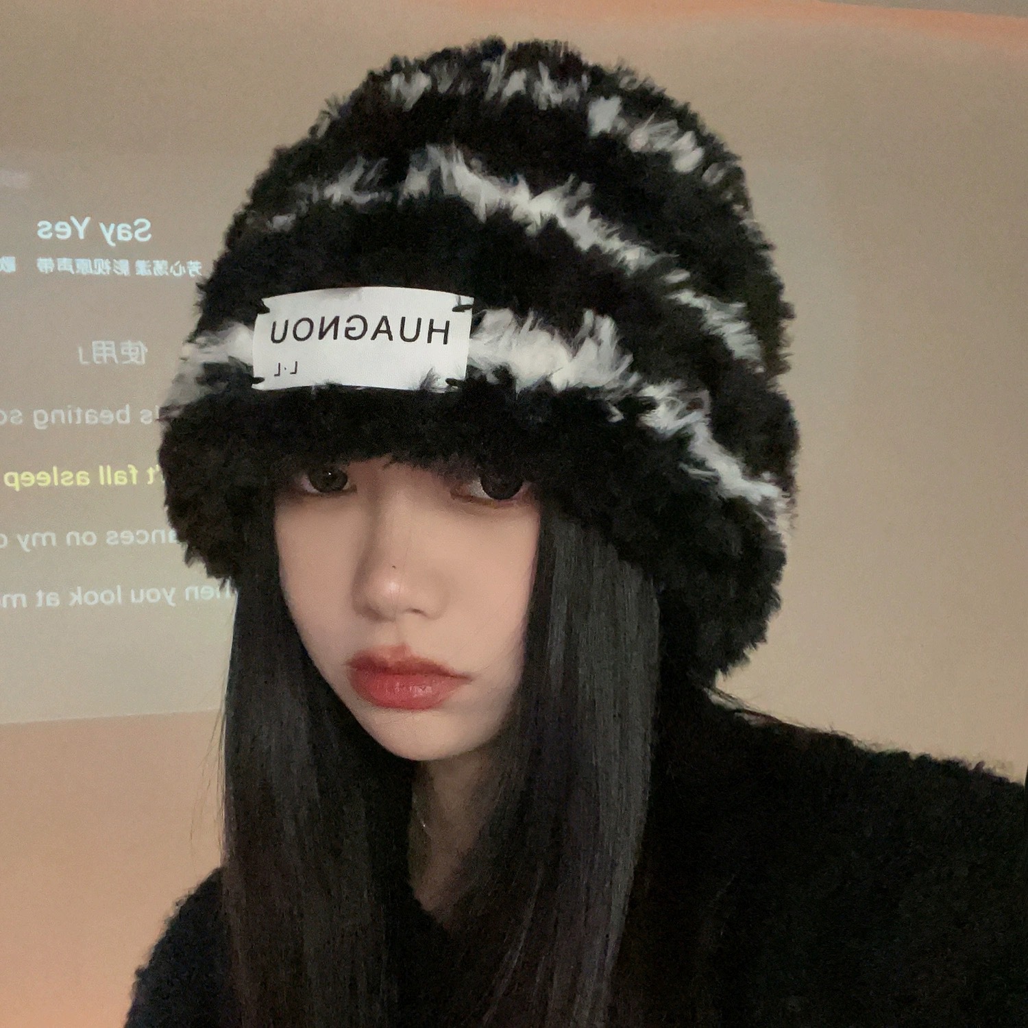 韩系可爱卡通小熊耳朵毛毛帽子女秋冬针织毛绒帽保暖护耳包头冷帽